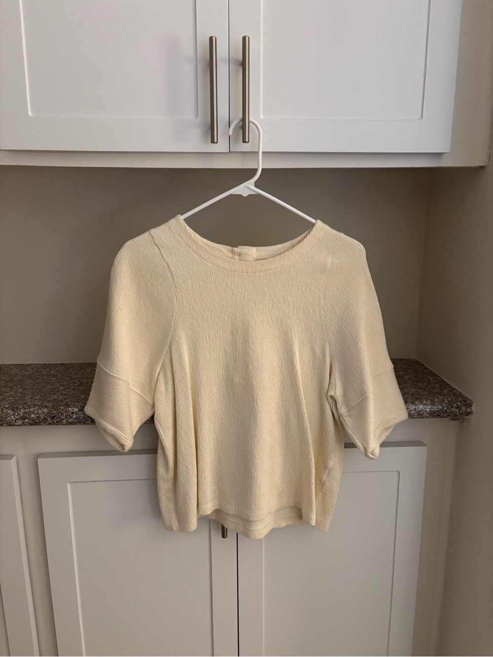 Madewell Cream Short-Sleeve Button-Back Ribbed Knit  Blouse